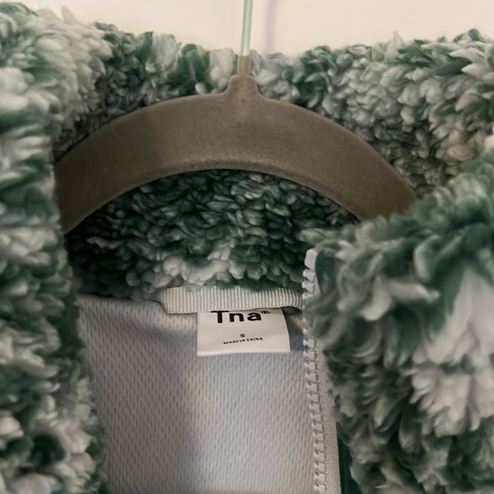Aritzia TNA Optimist Zip Up sza - Picture 6 of 6